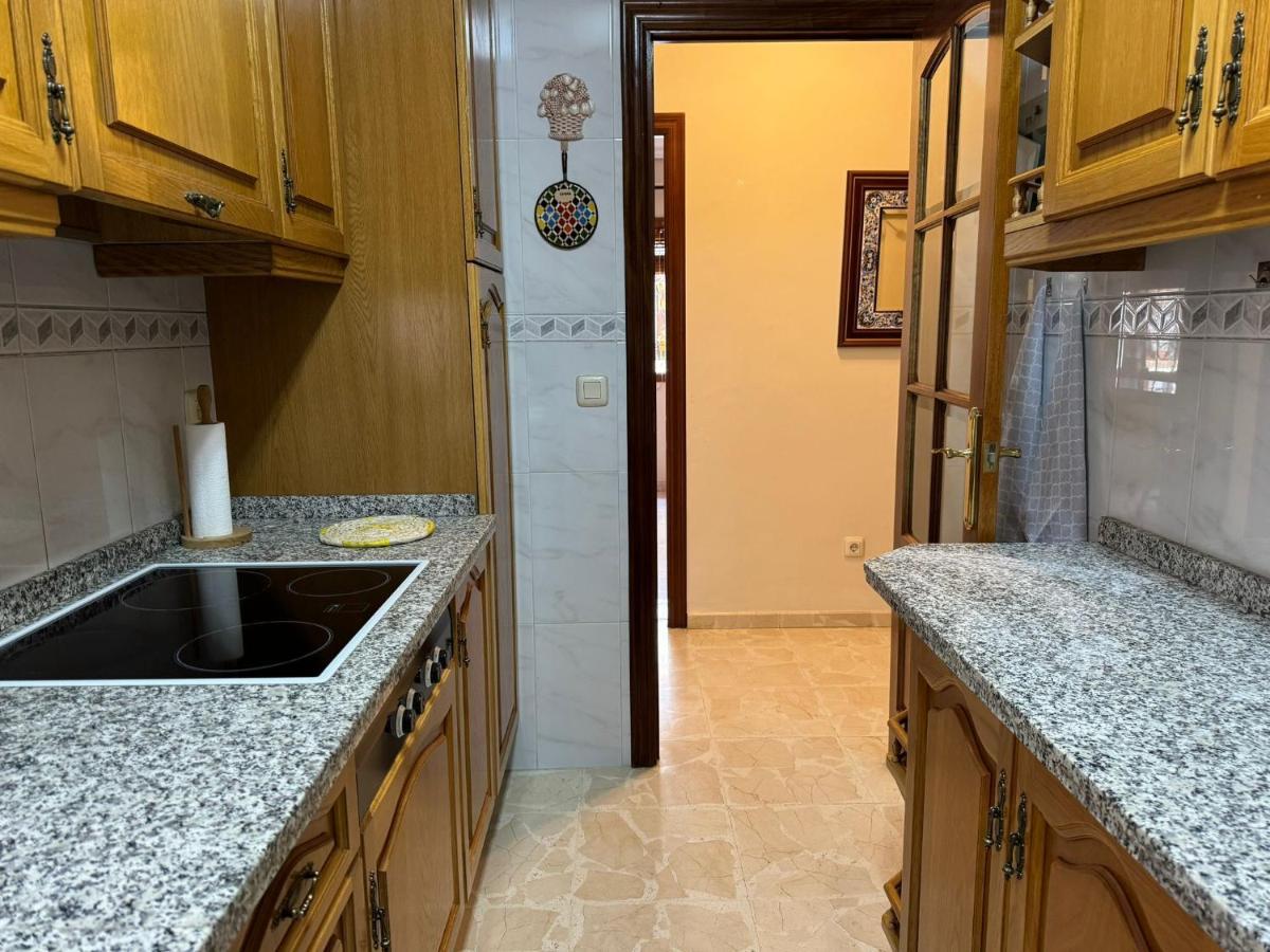 Apartamento Buen Pastor Con Parking Gratuito Córdoba Eksteriør billede
