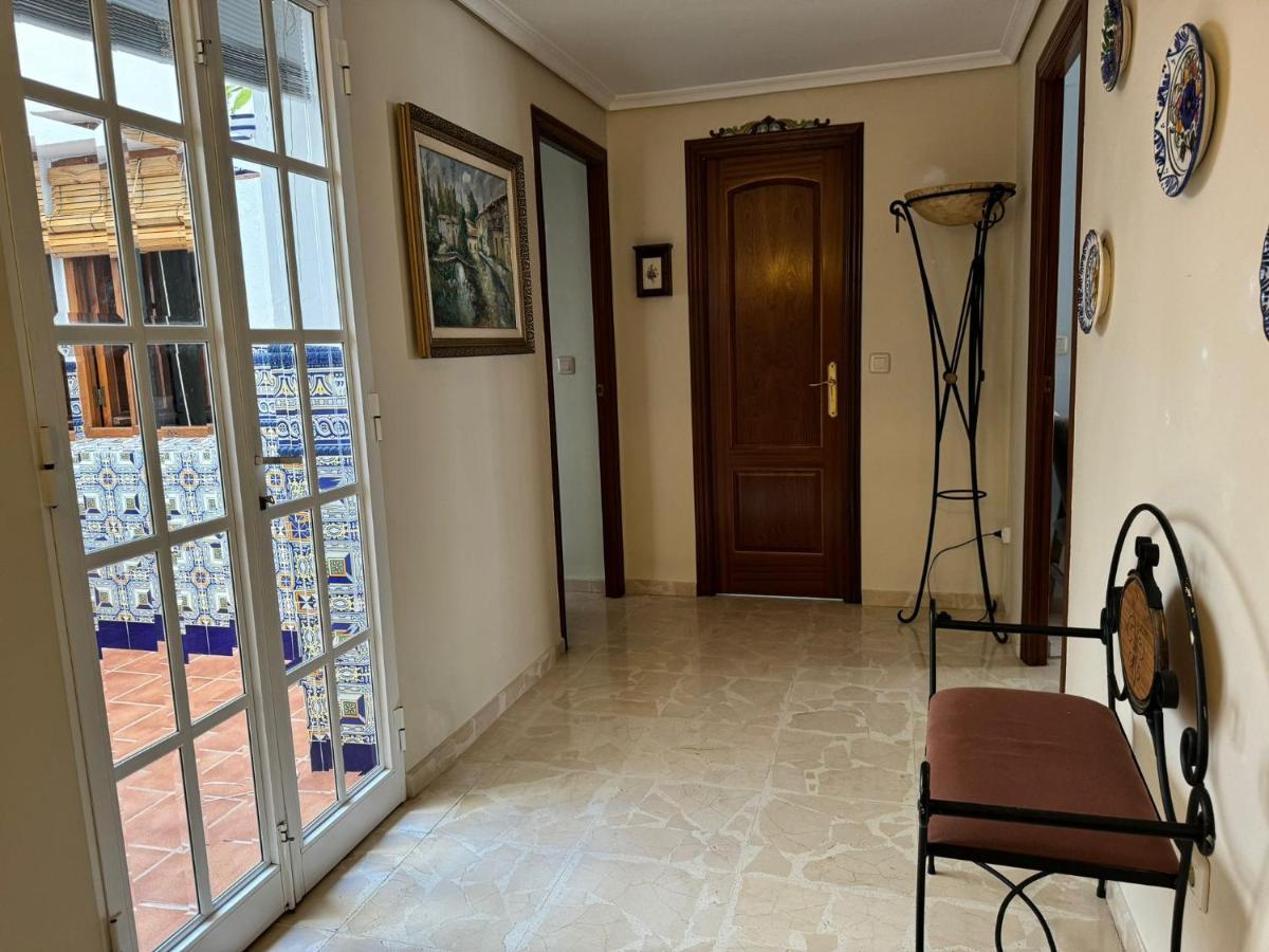 Apartamento Buen Pastor Con Parking Gratuito Córdoba Eksteriør billede